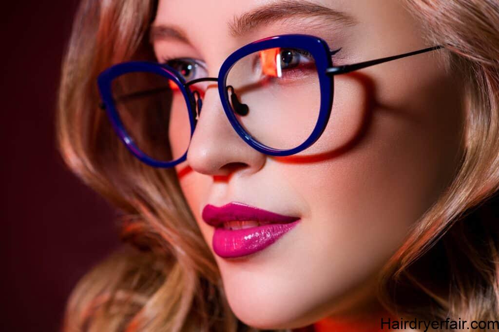 चश्मे के 8 बेहतरीन स्टाइल जो आपको देंगे शानदार लुक