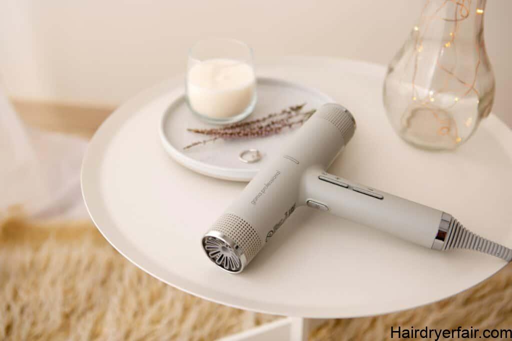 Wall Mounted Hair Dryers For Bathrooms — 4 Picks For You! 1