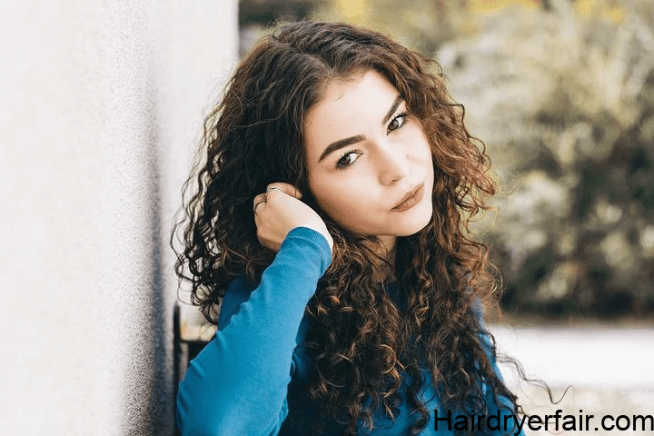 5 نصائح للحفاظ على تجعيد الشعر الطبيعي