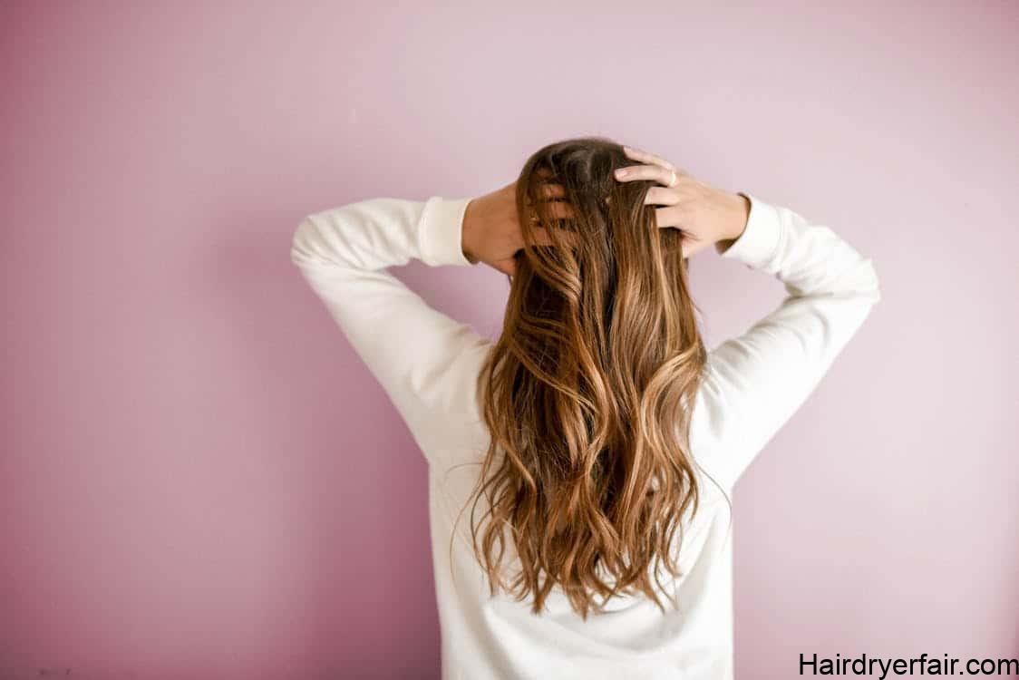 Natural Tips to Maintaining a Healthy Scalp and Hair 1